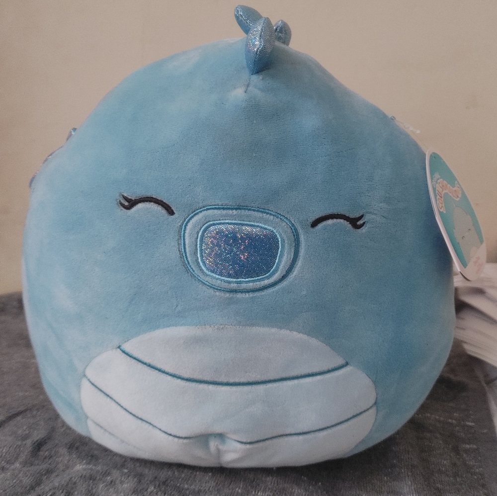 12" Squishmallow DeeDee The Seahorse
